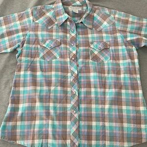 Women’s Wrangler blues L half sleeve snap shirt western